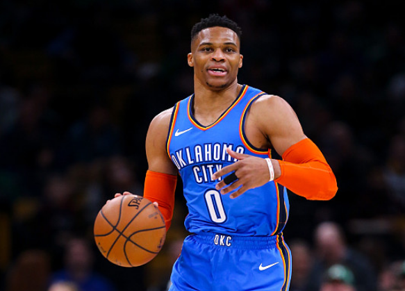 因右踝发炎，朗尼克取消了担任阿森纳vs拜仁解说嘉宾的计划（右踝发炎，朗尼克退出阿森纳战拜仁的解说工作）