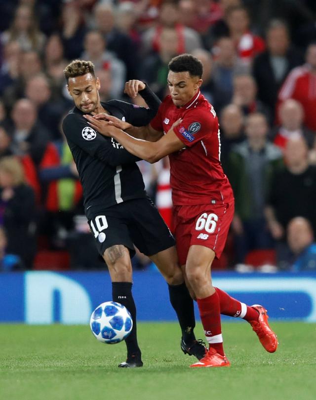 14场4球！19岁非洲中场天才新星横空出世，两大欧洲豪门都想签他（19岁非洲中场新星爆红：14战4球，两大欧洲豪门抢签）