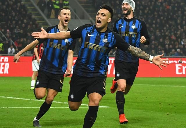 哥哥留下！TES官方：与队内下路Jackeylove续约（TES官宣：JackeyLove续约留队，哥哥继续镇守下路）