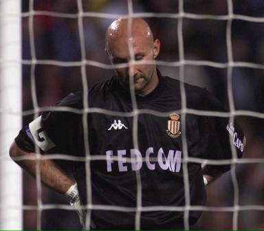 李毅祝福邵佳一：希望大家能多给本土教练一些宽容和时间（李毅为邵佳一送祝福：呼吁外界多给本土教练宽容与时间）