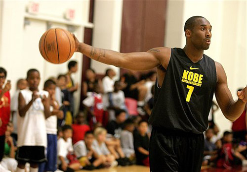 圆神闪击难救主，费兰半场帽子戏法，巴萨5-3贝蒂斯豪取六连胜（圆神闪击未能救主，费兰半场戴帽，巴萨5-3贝蒂斯豪取六连胜）