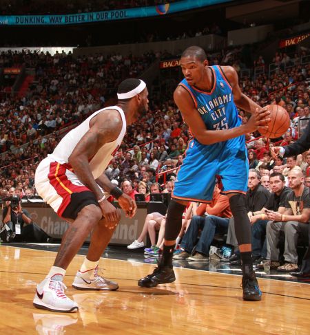 加拿大主帅：加拿大有机会拿小组第一；若能对阵意大利会很好（加拿大主帅：小组头名有望；若能遇上意大利将很理想）