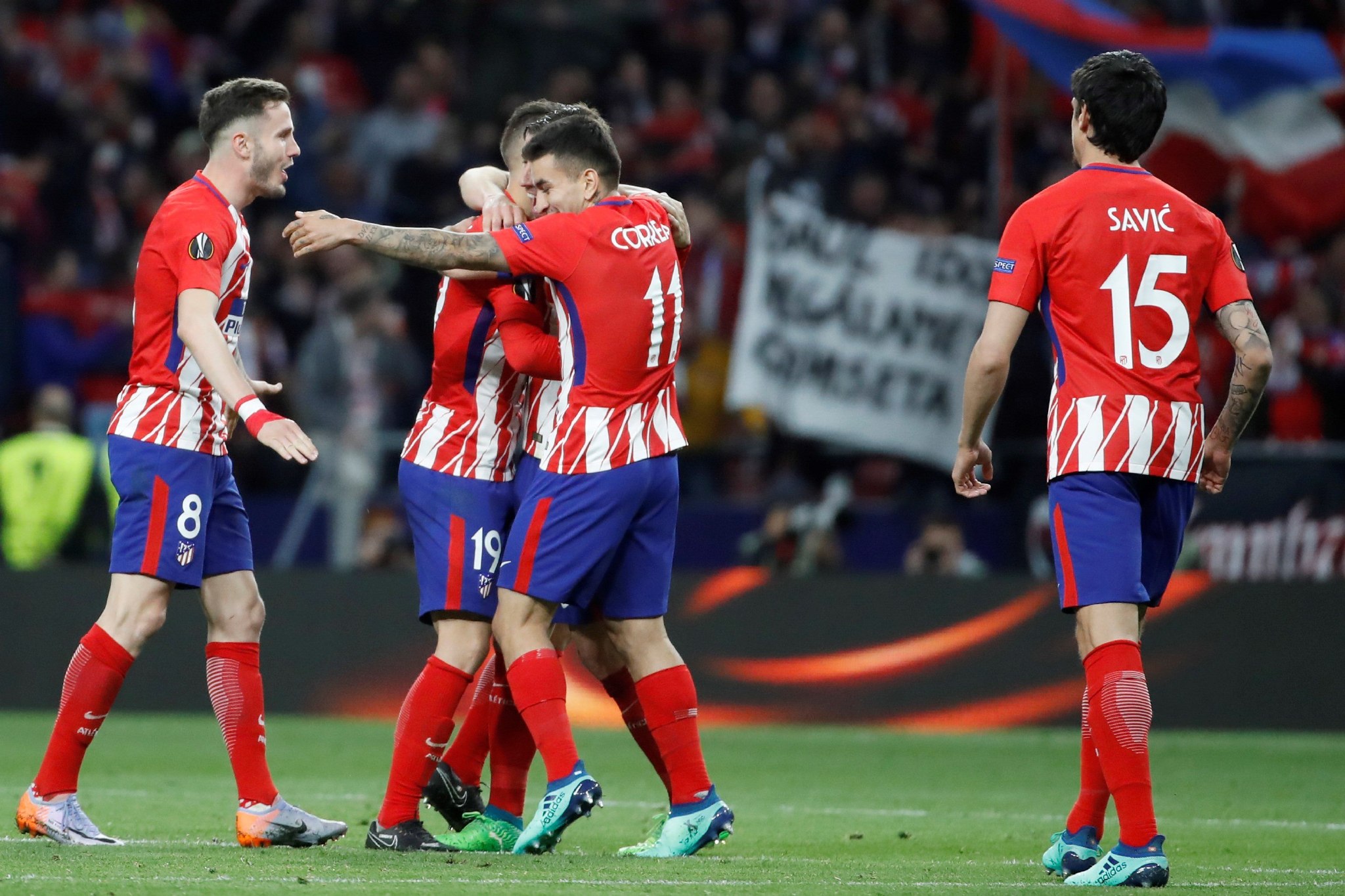 德科：冬窗不会有人离队，而且冬窗也很难签下合适的球员（德科：冬窗无人离队，合适引援难度不小）