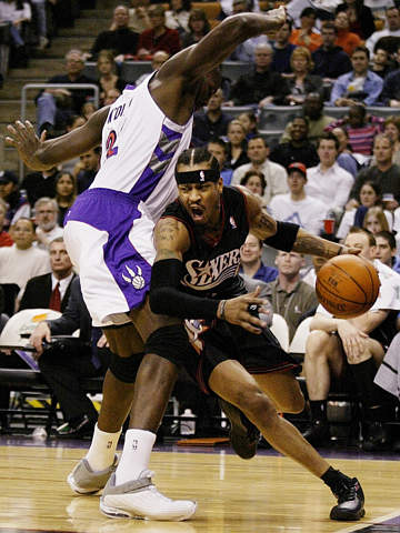 小贝：我希望梅西退役后住在迈阿密，但他说只想住诺坎普附近（贝克汉姆：盼梅西退役后住迈阿密，梅西则表示只想住在诺坎普附近）