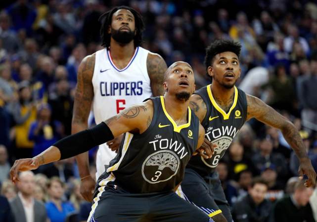 斯通斯：今天晚上作为一个整体，我们表现得不够好（斯通斯：今晚全队发挥欠佳）