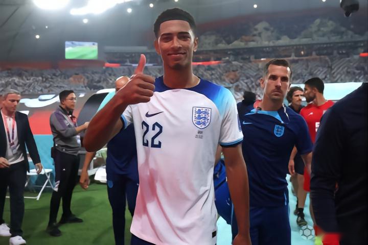 TA分析3-5-2阵型：从翼卫驱动到双锋美学，弱队逆袭制胜之道（深度解构3-5-2：翼卫引擎与双锋美学，弱旅逆袭的制胜密码）