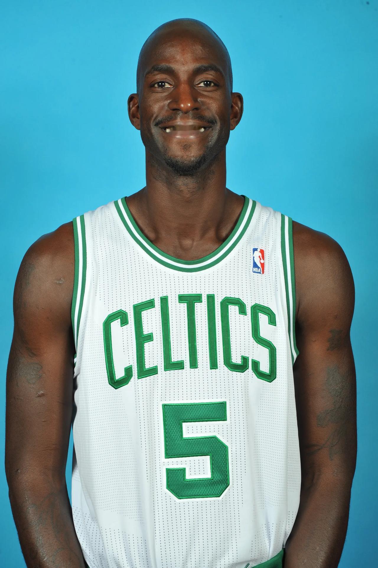 德天空：如果于帕不续约，拜仁将施洛特贝克视为主要替代者（德天空：于帕若不续约，拜仁将锁定施洛特贝克为首选替代者）